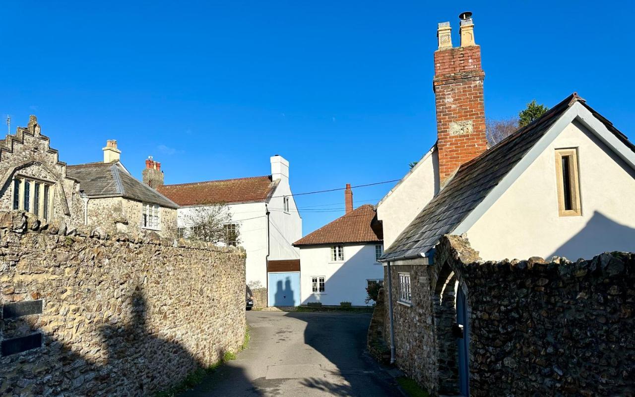 The Old Bakehouse Bed & Breakfast Colyton Exterior photo