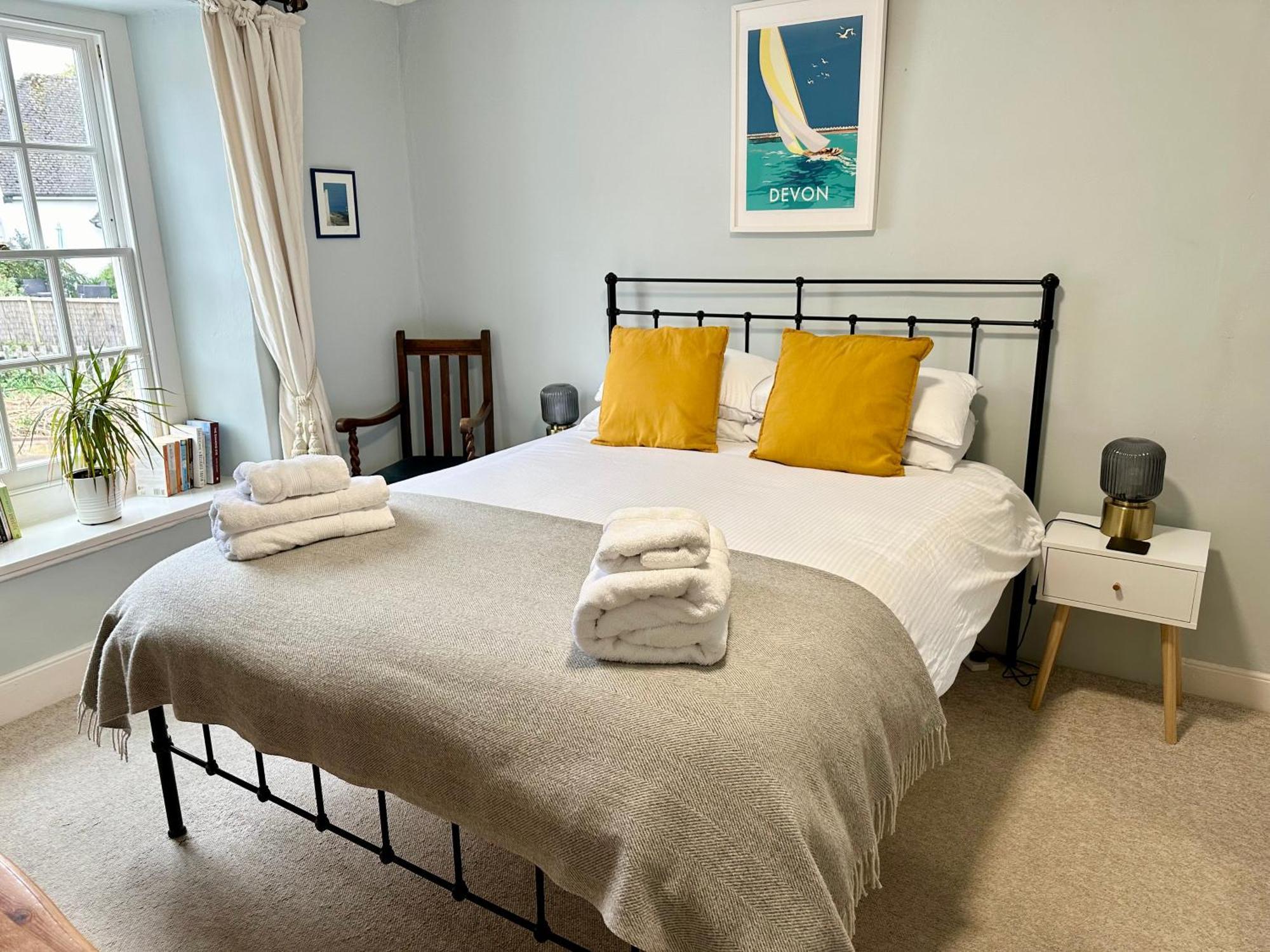 The Old Bakehouse Bed & Breakfast Colyton Exterior photo